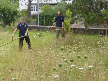 Green Connections - Scything in Talgarth